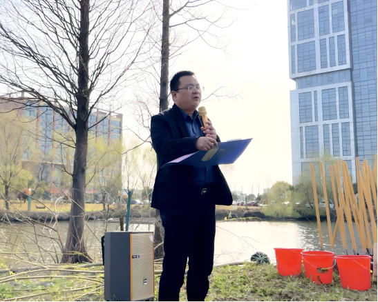 交通产业Ebpay如皋港板块召开“春风又绿江岸，绿色开展同行”主题党日活动