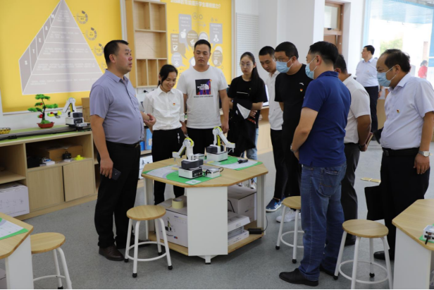 喜迎二十大|校企联建聚合力，携手奋进新征程