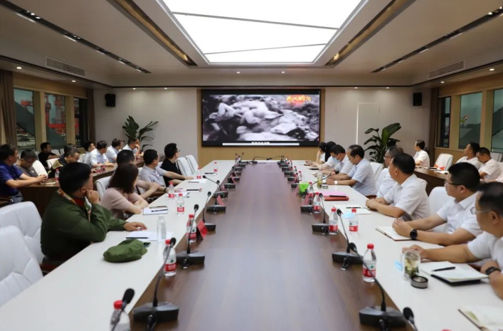 “庆七一，颂党恩”交通产业Ebpay富港板块召开银企共建活动